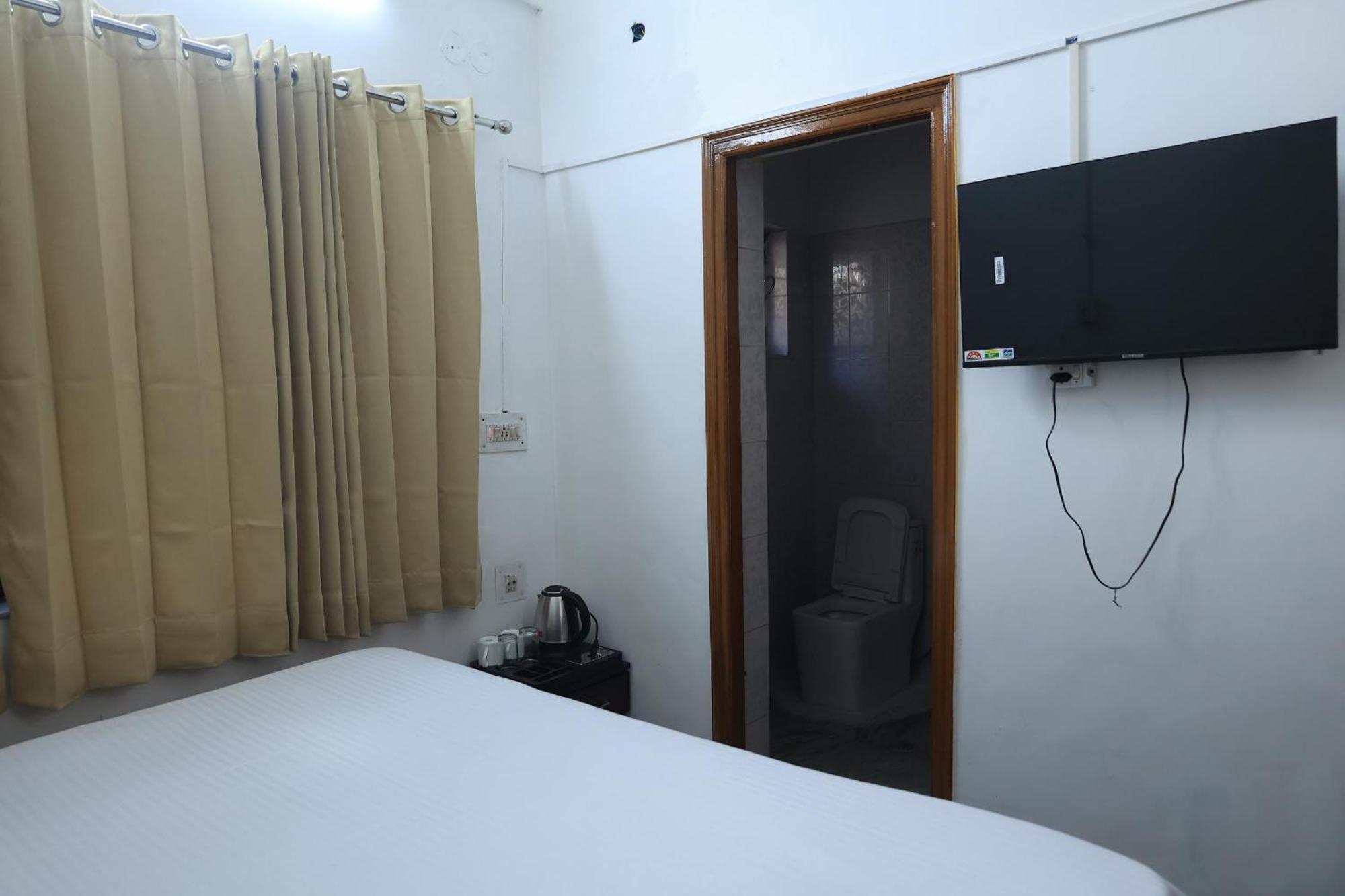 Anmol Residency Dehradun Hotel Kültér fotó