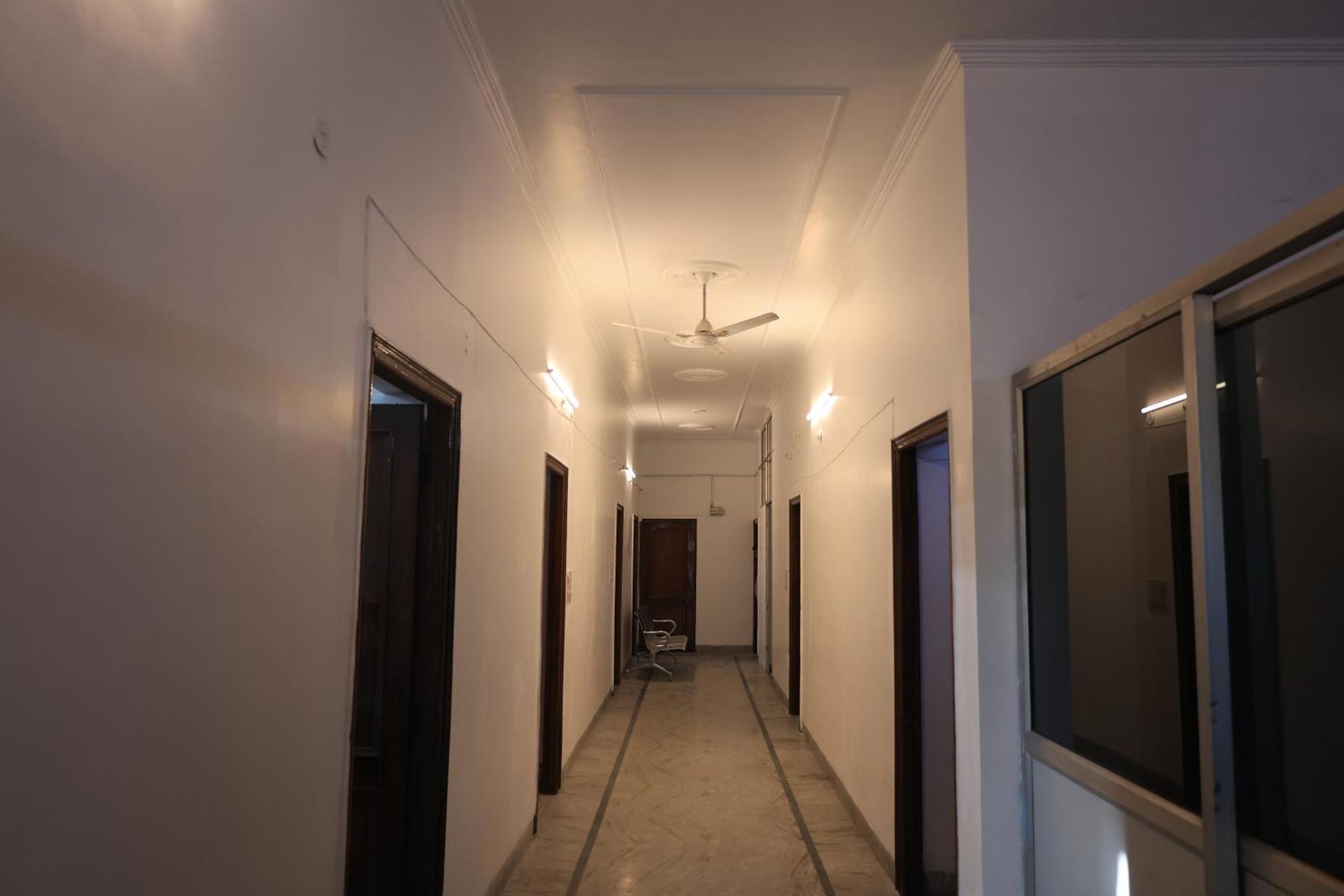 Anmol Residency Dehradun Hotel Kültér fotó