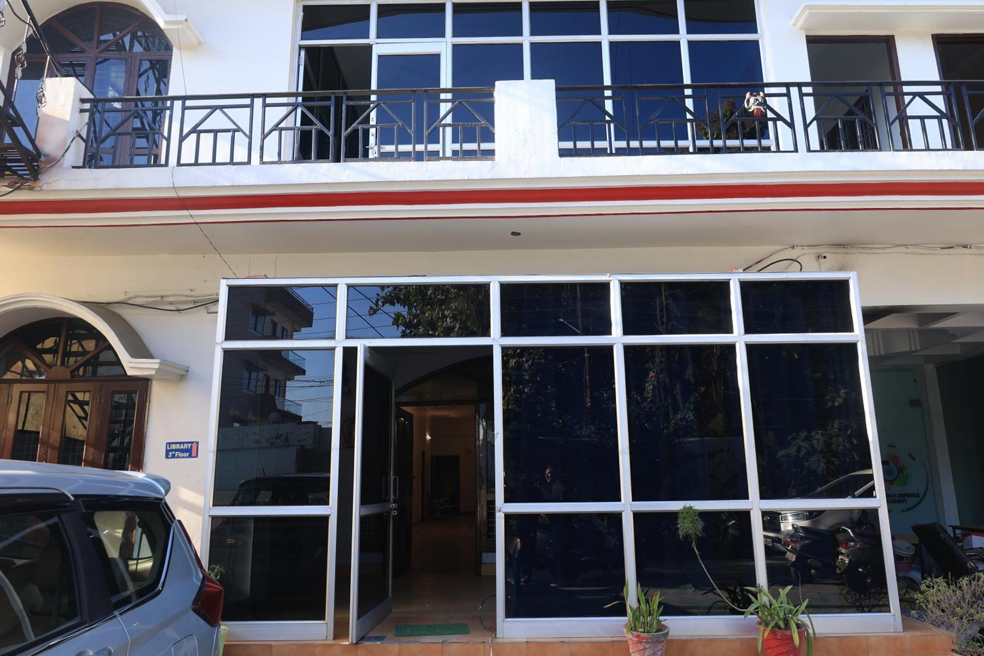 Anmol Residency Dehradun Hotel Kültér fotó
