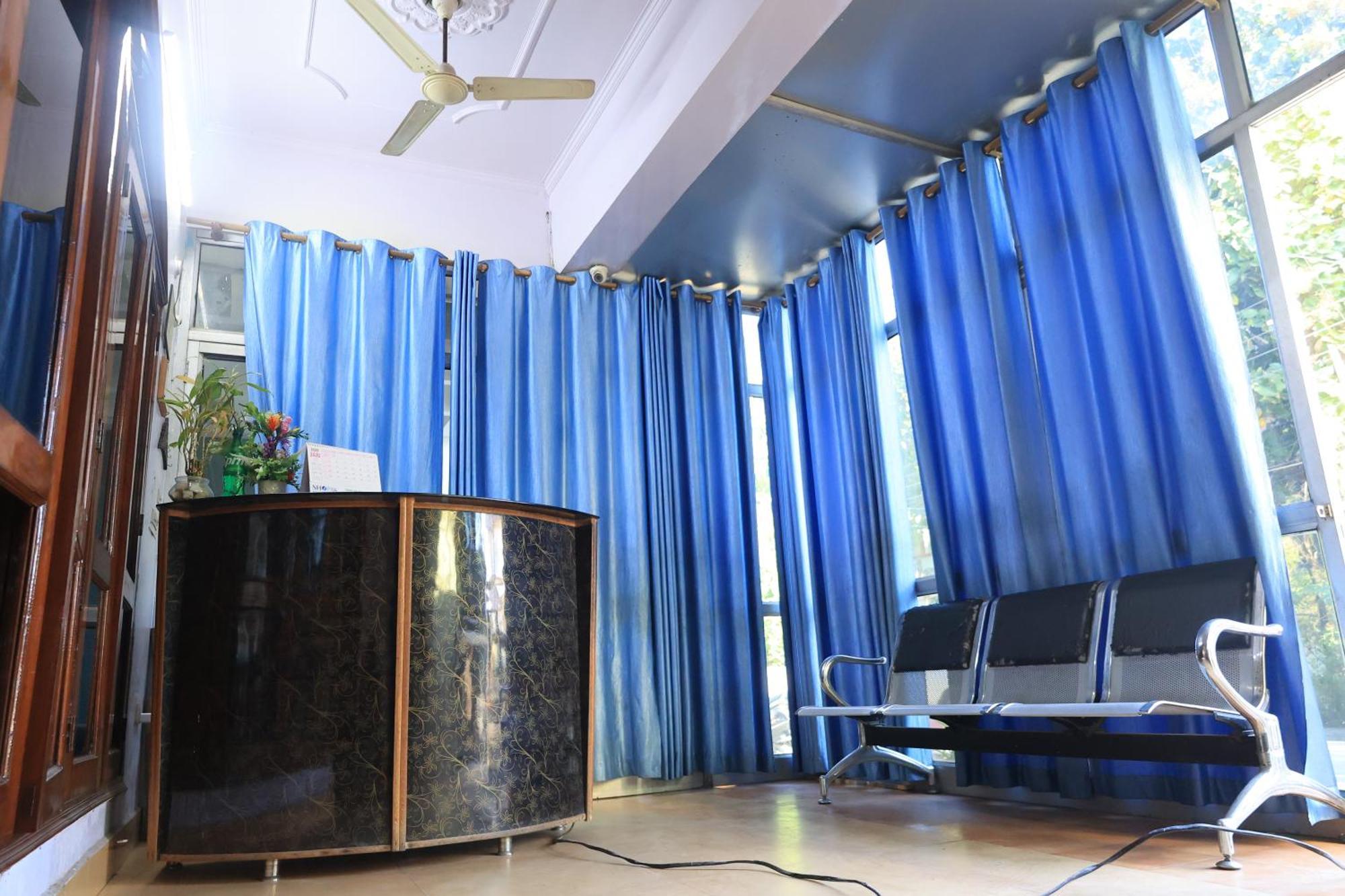 Anmol Residency Dehradun Hotel Kültér fotó